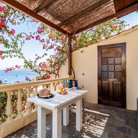 Kiki&Nina Apartment Chalki Town Exterior foto