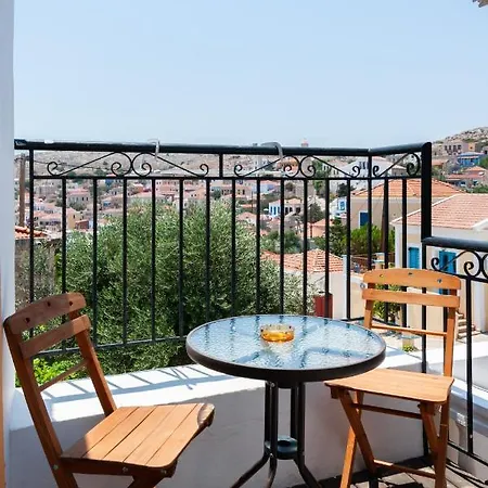 Kiki&Nina Apartment Chalki Town Exterior foto
